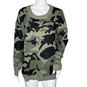 Katsumi Sweater Womens Medium Army Green Camo Camouflage‎ Fuzzy Knit Streetwear